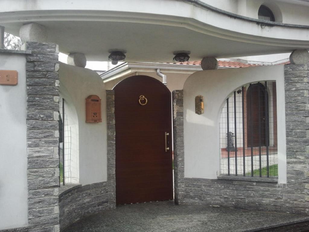 Crespi House Bed and Breakfast Parabiago Exteriör bild